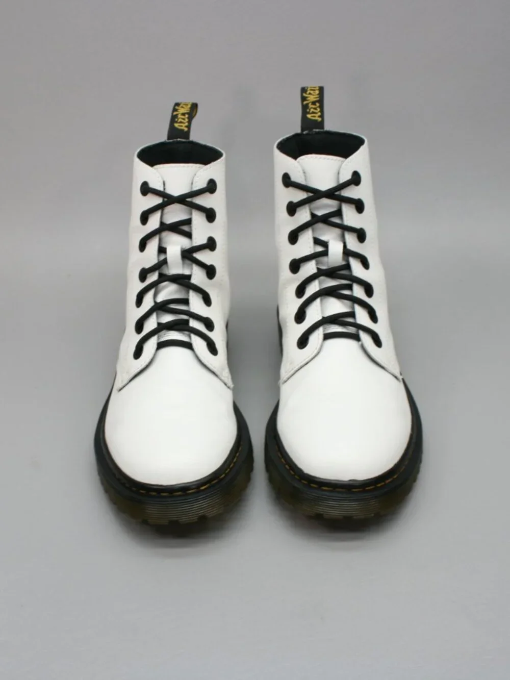Dr. Martens Ladies 11 Luana White Leather Air Wair Combat Docs Ankle Boots AW004
